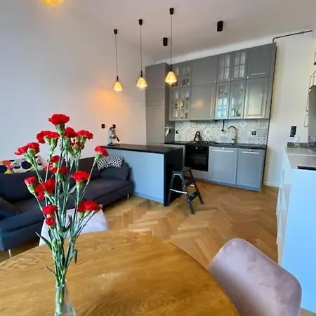 Klimatyczne W Sercu Pragi Apartment
